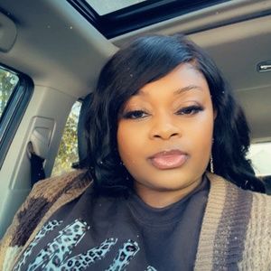 Meet your Posher, Stanee